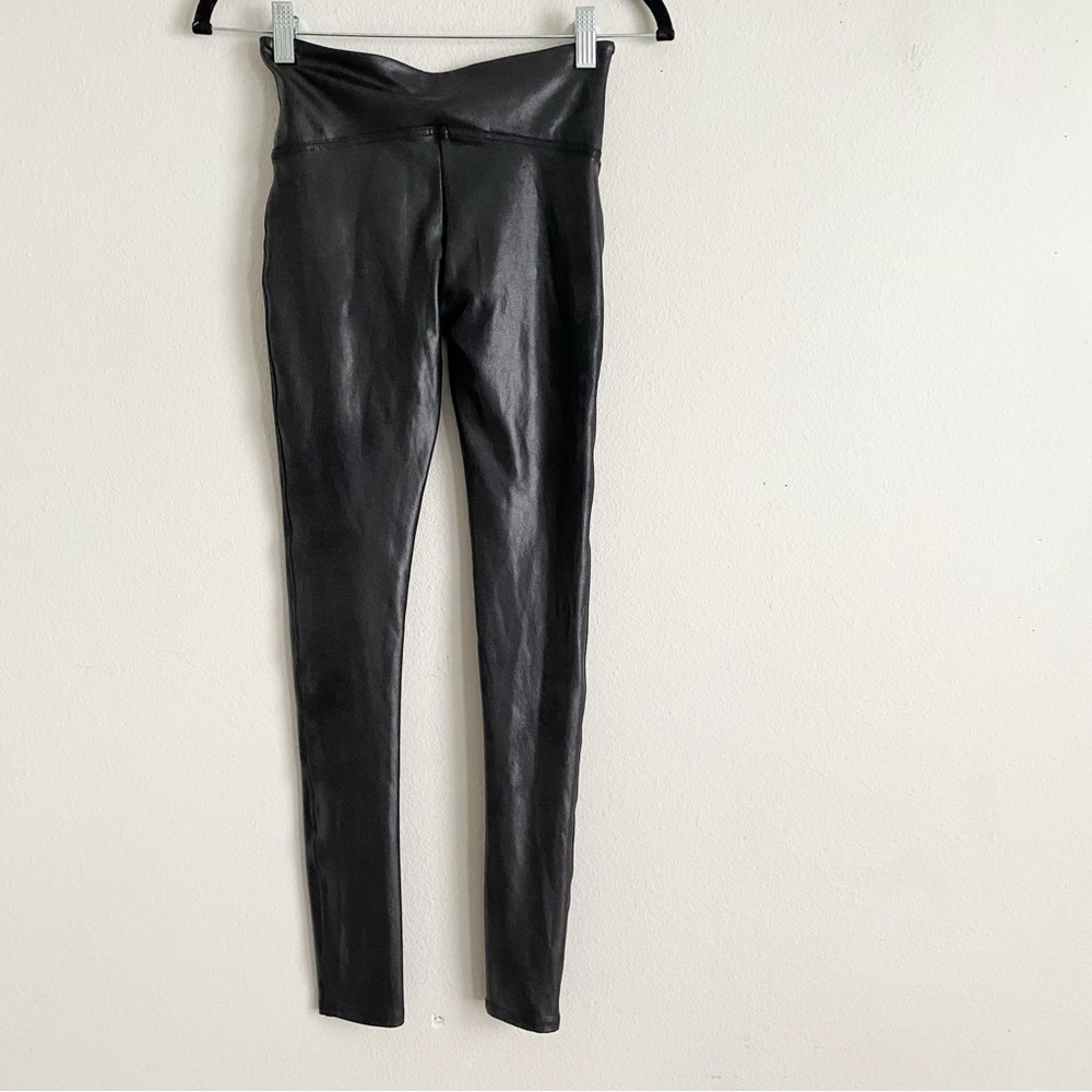 New Spanx Faux Leather Leggings Size S/P Black - Picture 5 of 10